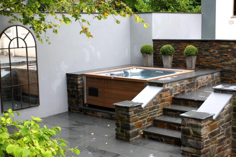 Oyster Pools & Hot Tubs Ltd installation photo